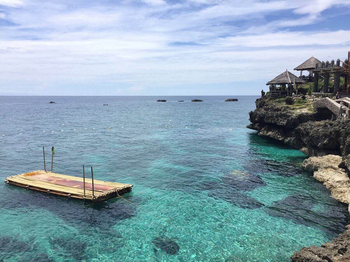 Leisure and Entertainment: A Vacation Experience for Both Static and Dynamic People