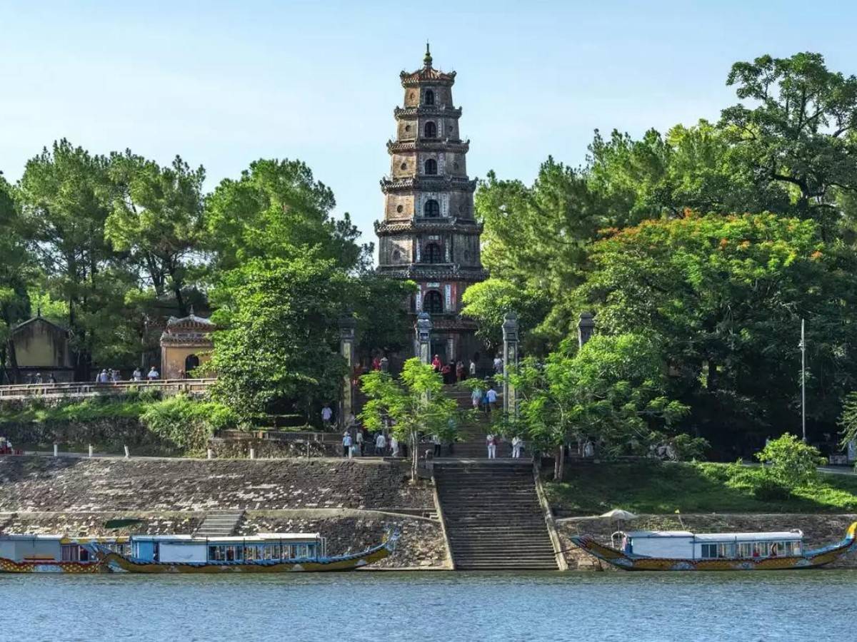 Temple not only worship Buddha, but also see life