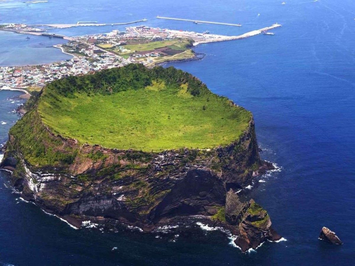 Seongsan Ilchulbong
