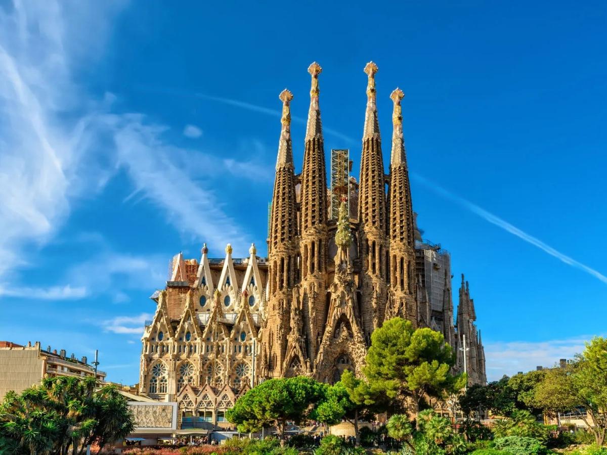 Modern Technology and the Future of the Holy Family Cathedral