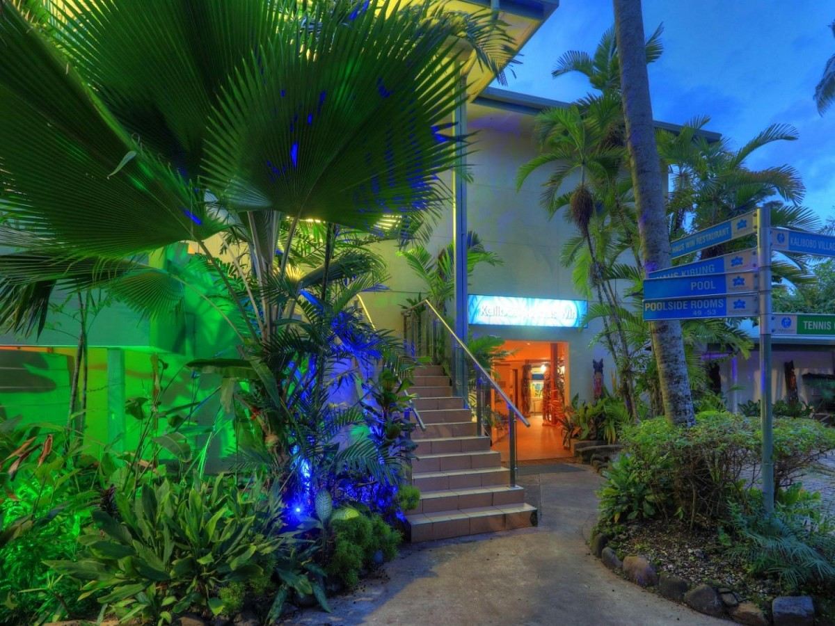 Surrounding Attractions and Day Trip Recommendations