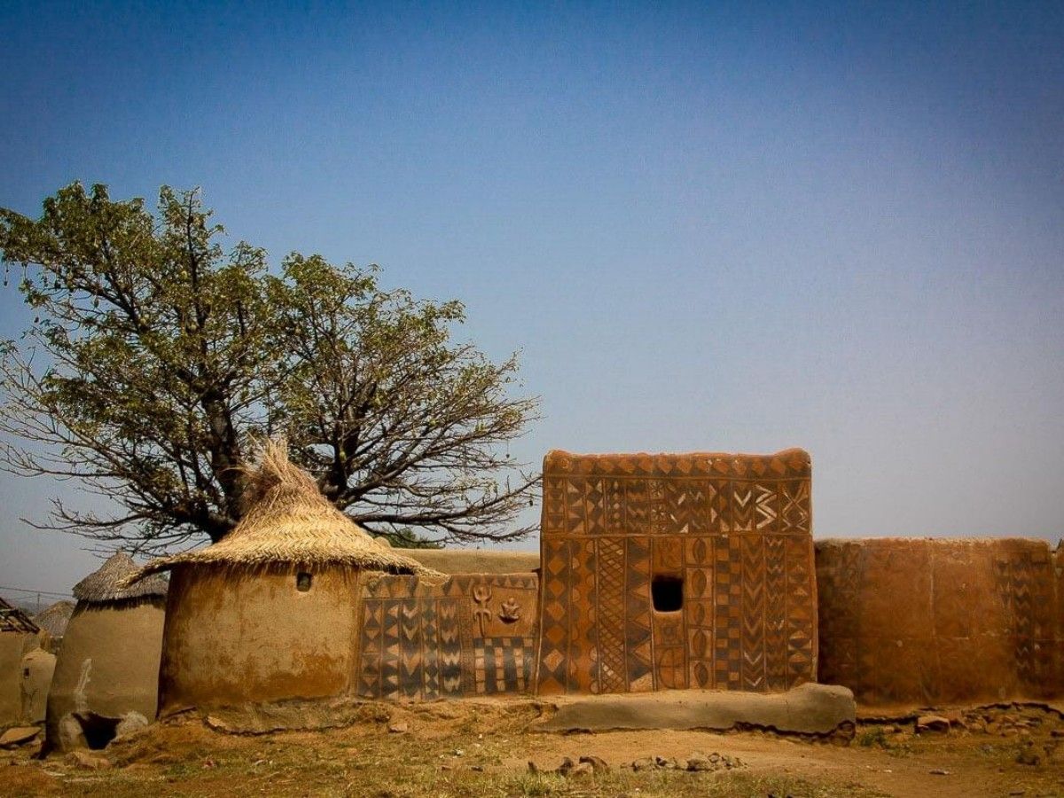 4. Cultural journey: dance an African drum and drink a sip of palm wine