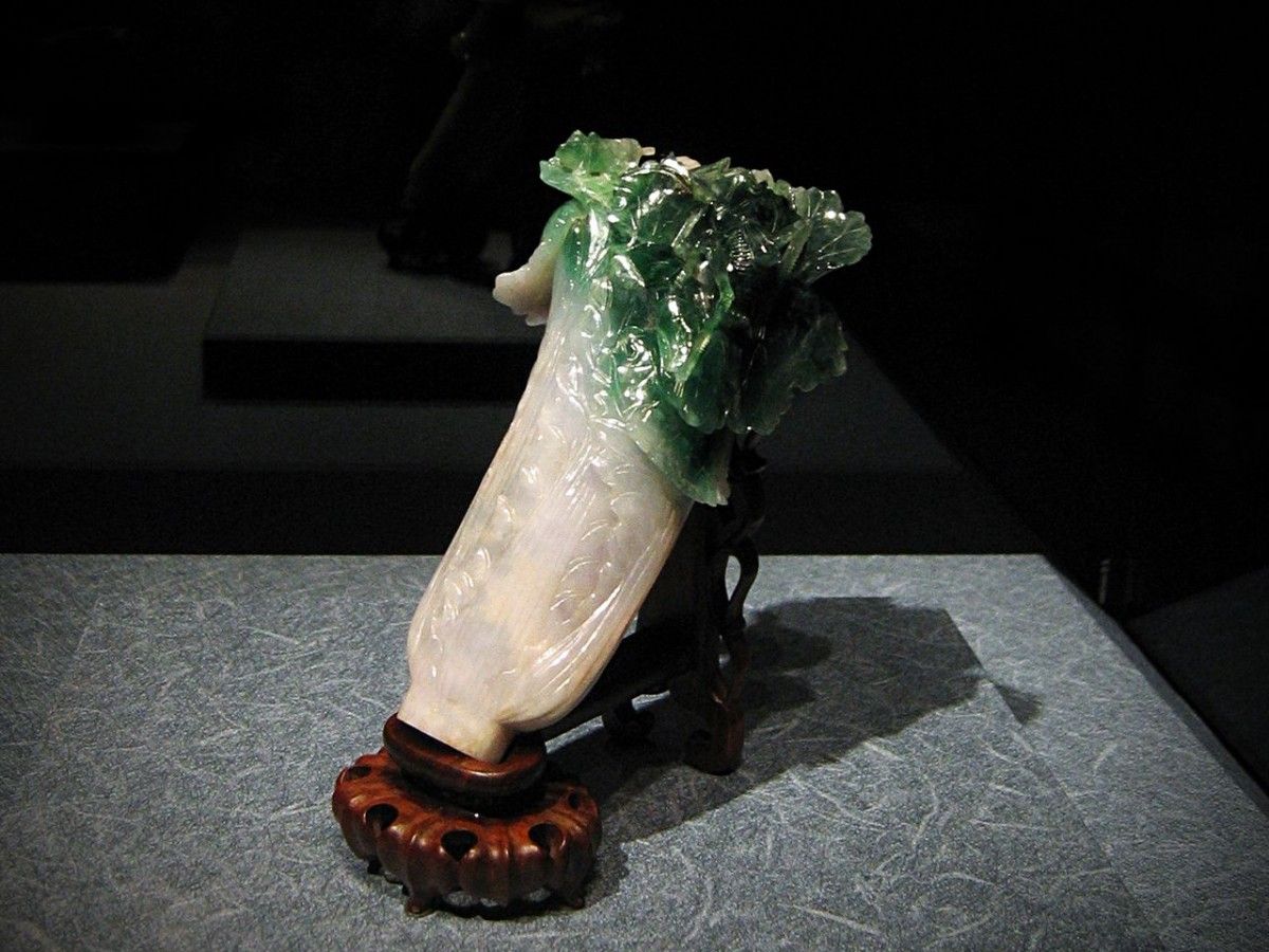 Jade Cabbage: the pinnacle of palace jade carving