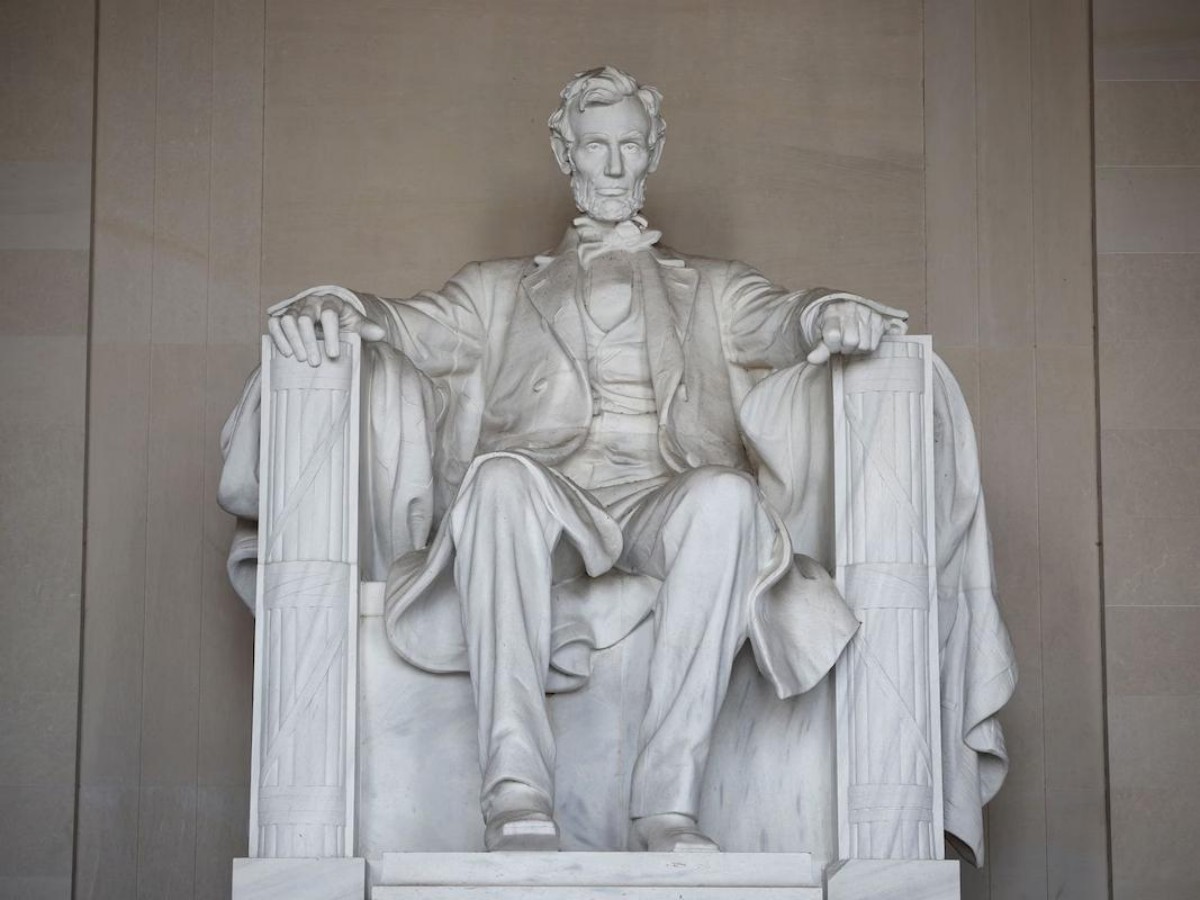 Significance of the Lincoln Memorial