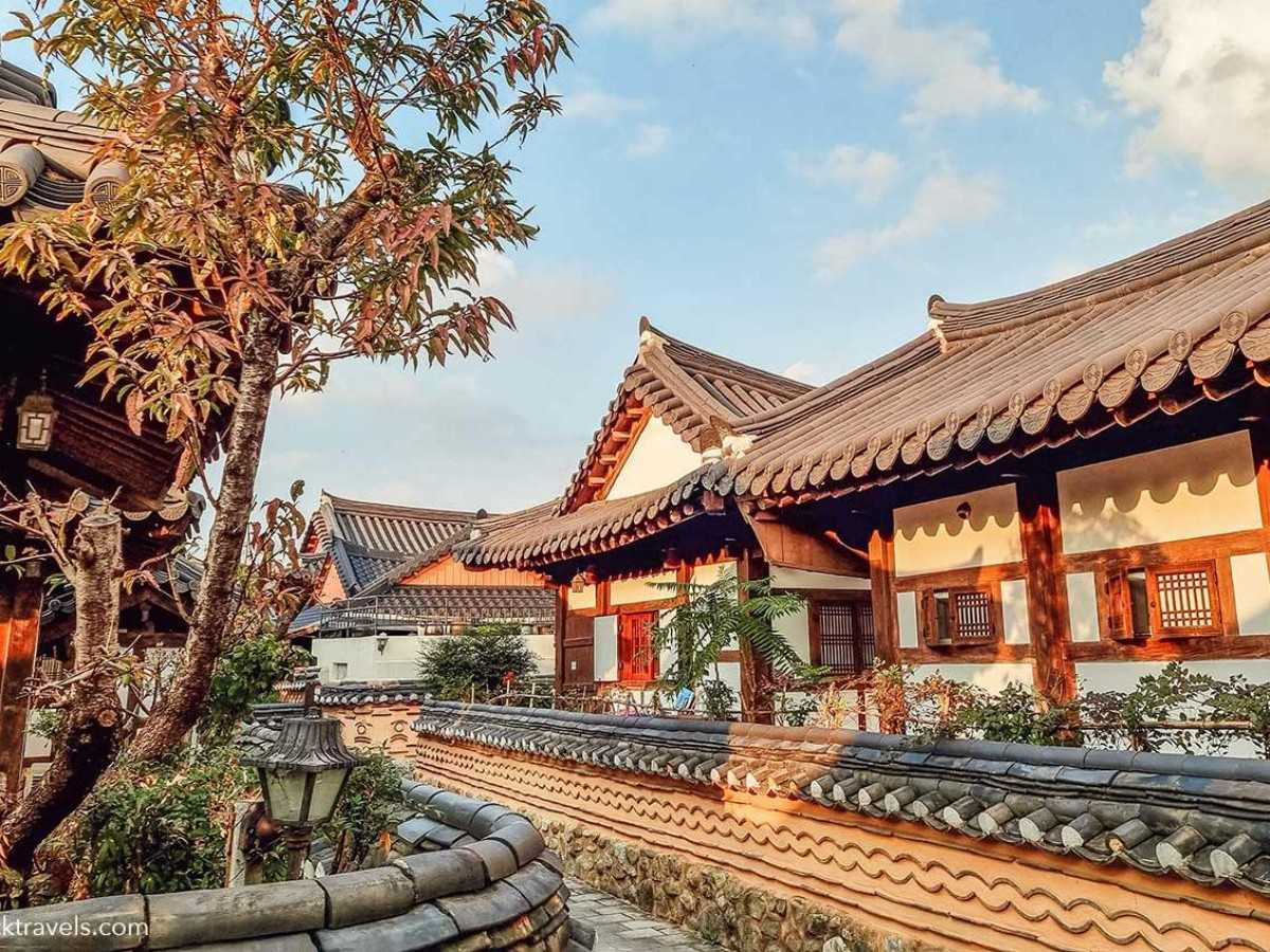 Featured Activities: Immerse in the Old Style