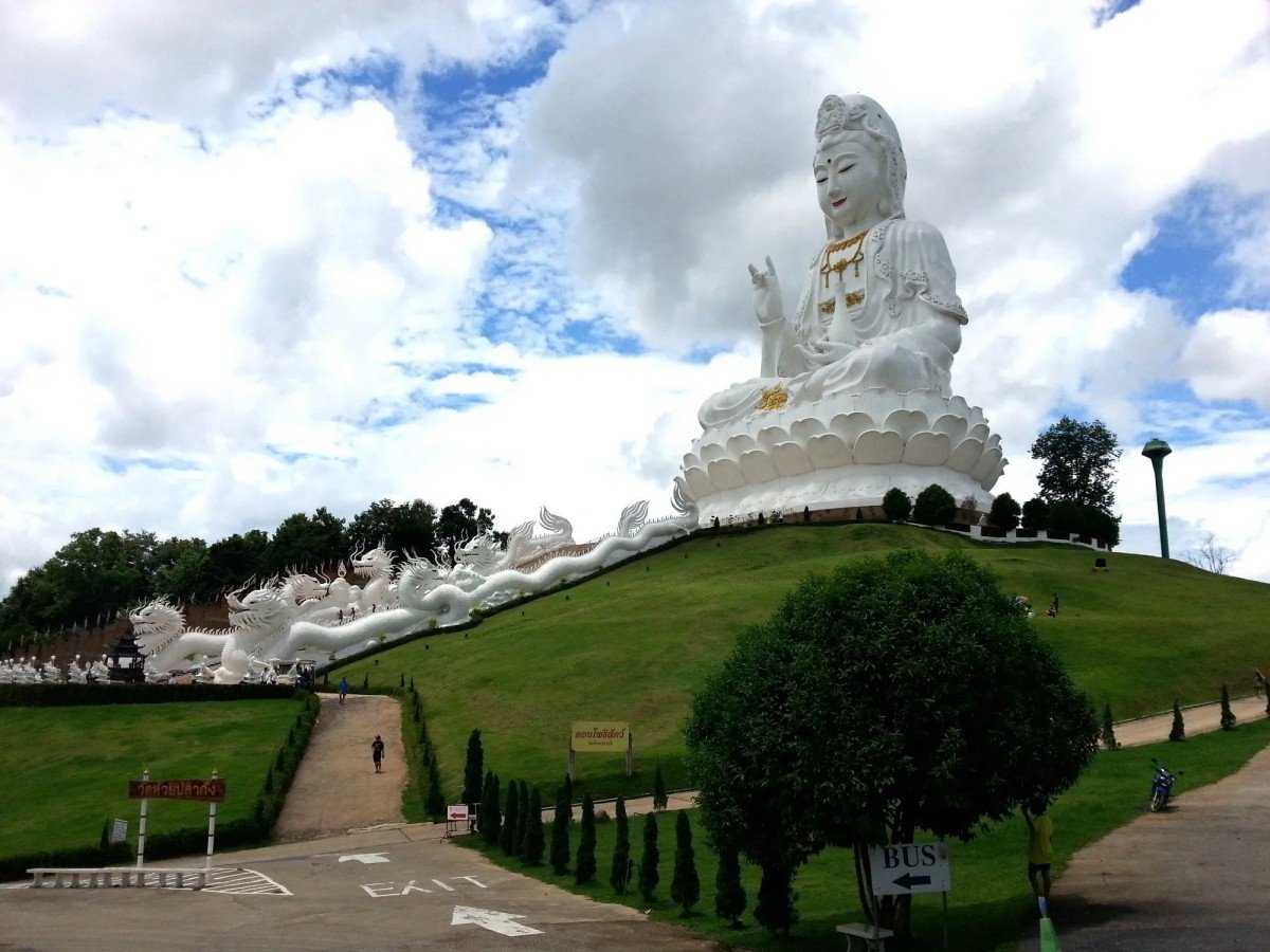 6. Transportation: Chiang Rai Island Hopping