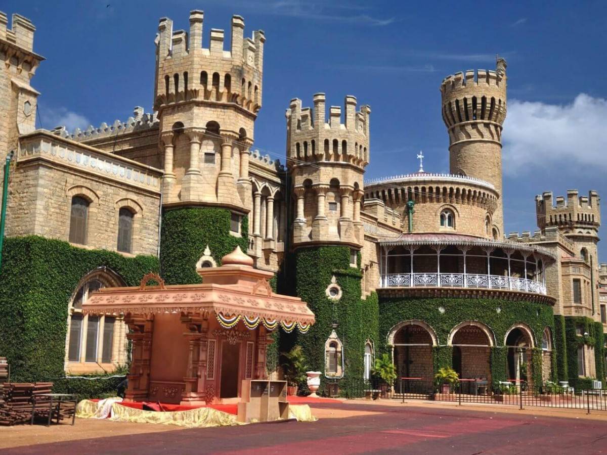 History and Culture: From Mysore Royal Family to Modern Heritage