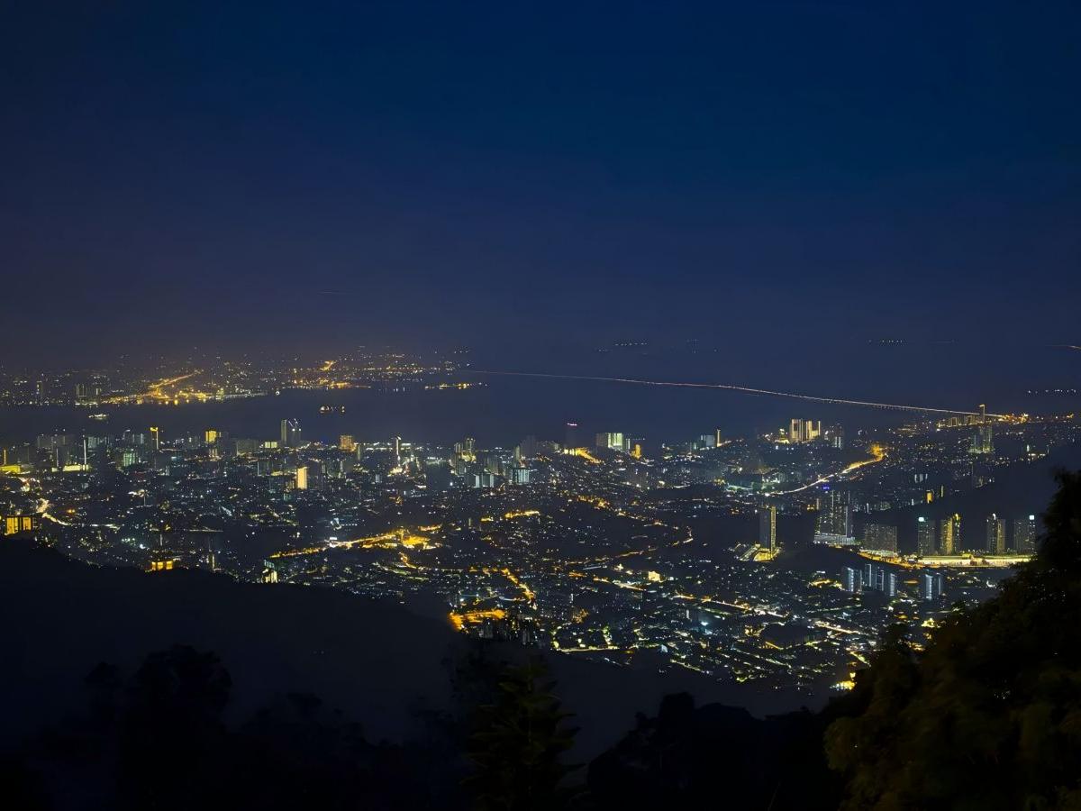 Starry Night on Penang Hill: The Beauty of the Silent Night Sky