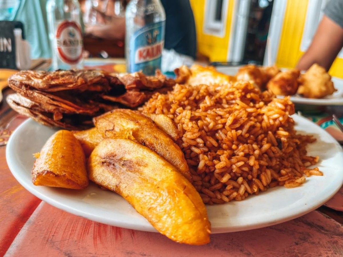 A juicy seafood feast. Fried fish: Fried fish is one of Fish Fry's