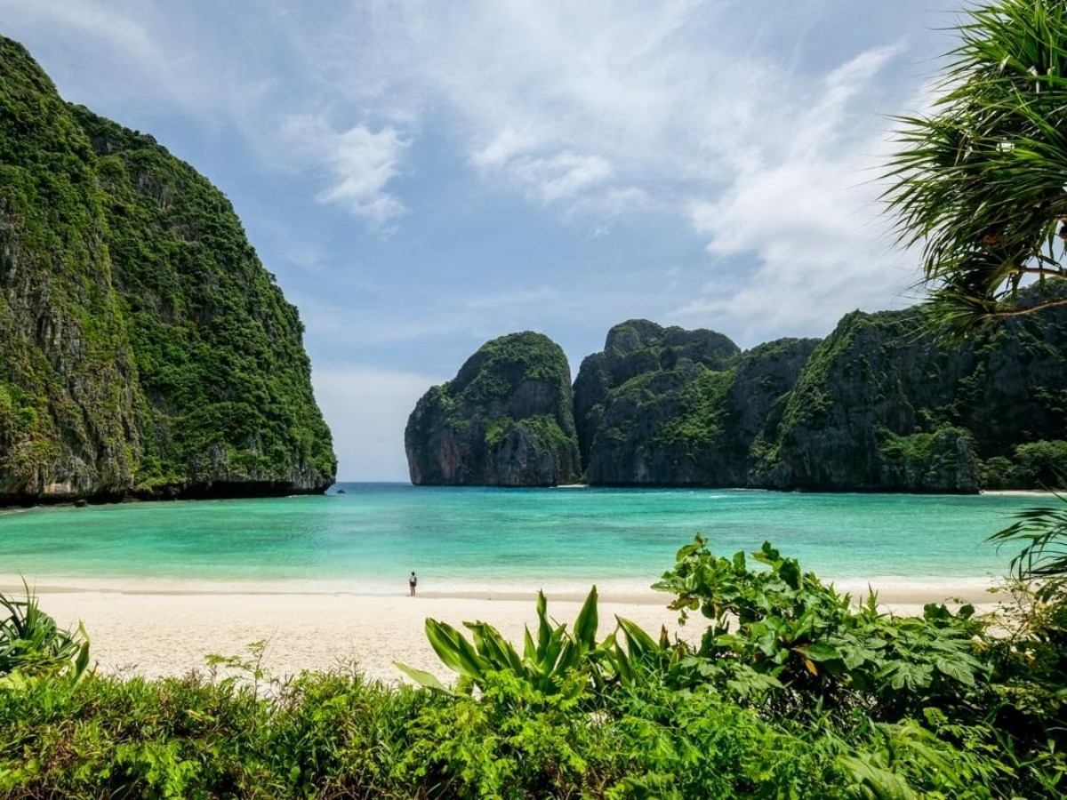 Practical Information: Is swimming prohibited in Maya Bay?