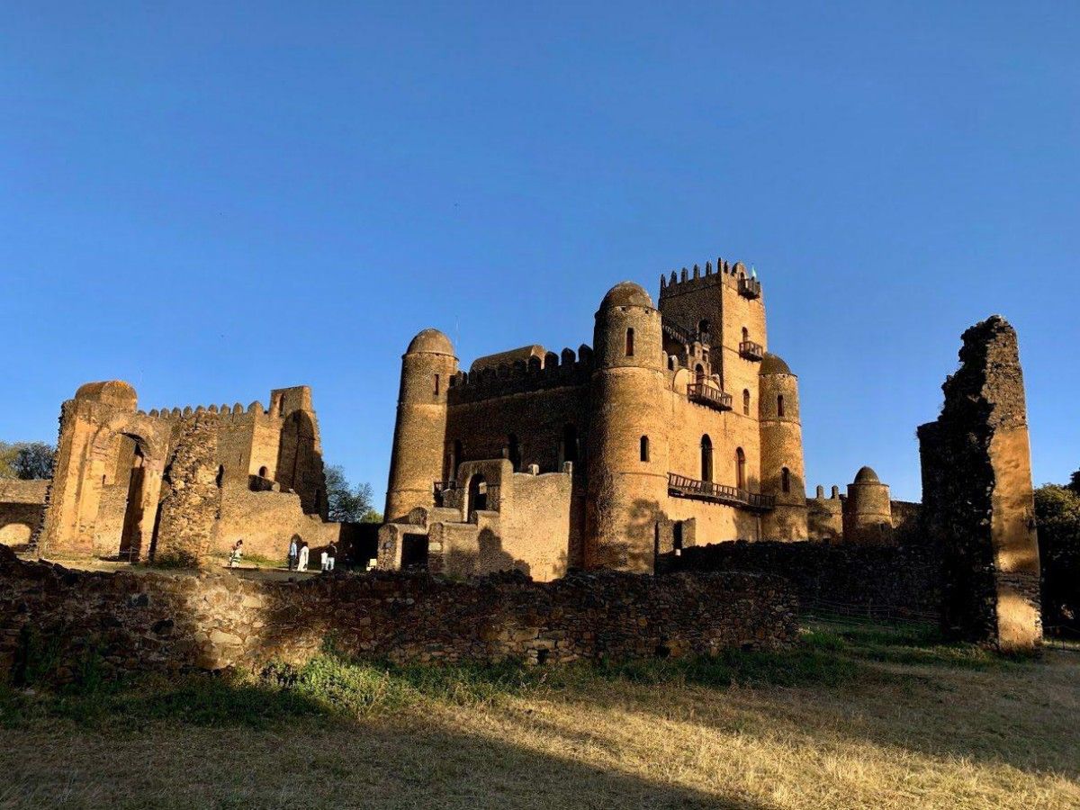 Unlock N possibilities of the castle: more than just visiting