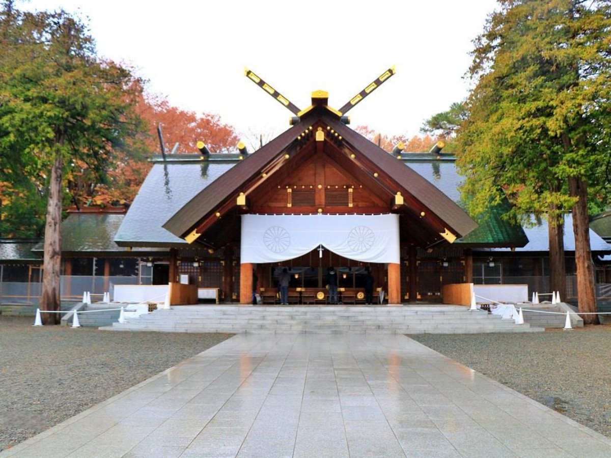 Hokkaido Shrine: The core holy place of Shinto culture