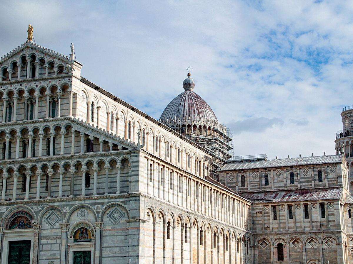 Origins of Piazza dei Miracoli