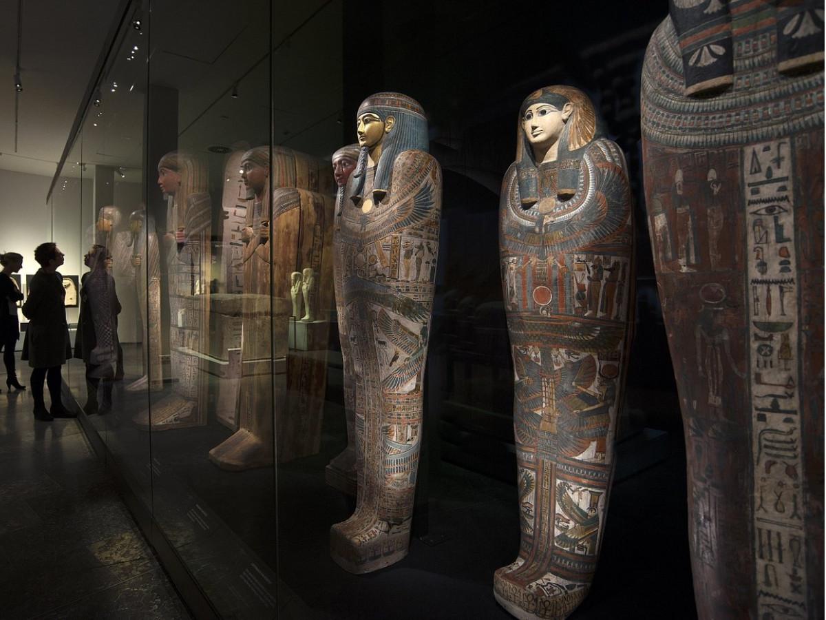 Treasures of Egyptian culture in the museum