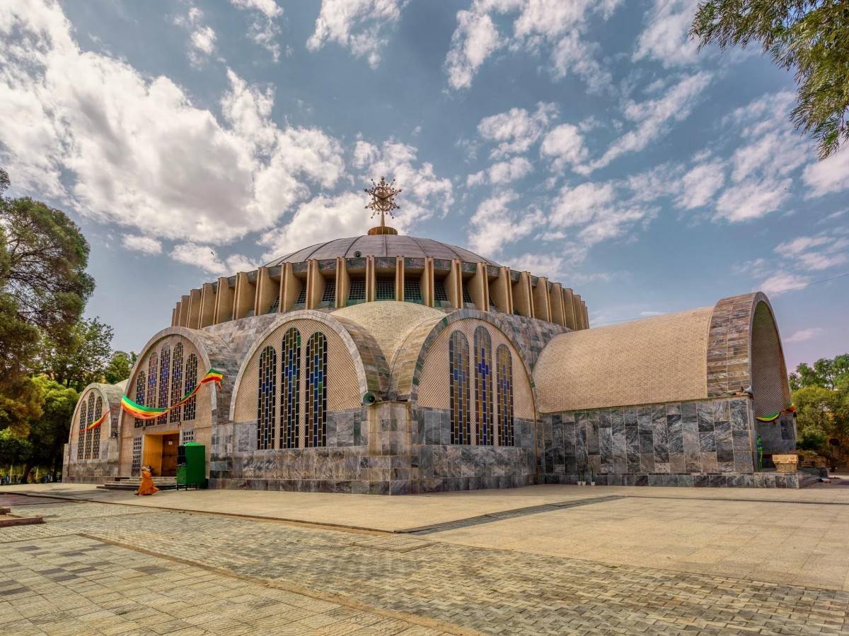 The glorious origin of the thousand-year holy place