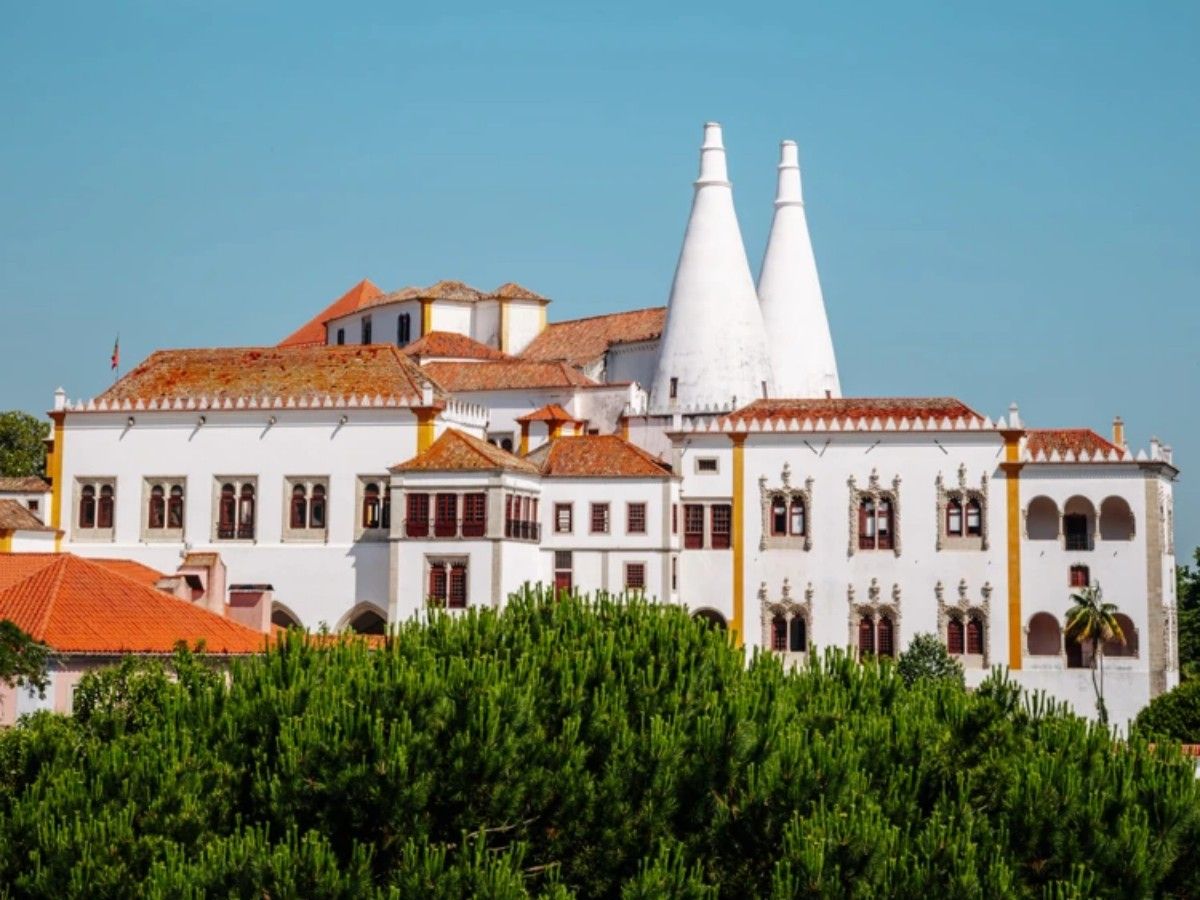The historical origin of the palace: a thousand-year-old glorious royal residence